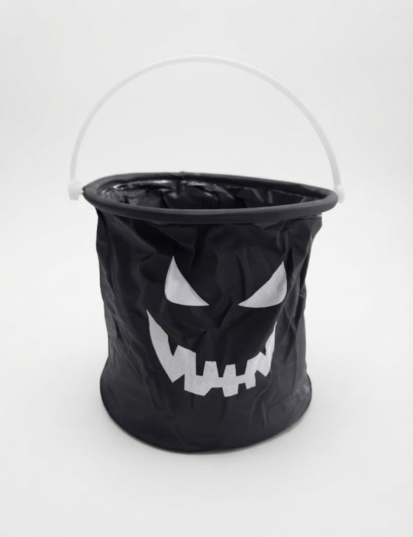 Caramelera Plegable Negra (Naylon) X1